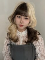イェッカ パビル(YECCA pabil) ブロンドとブラウンのデザインカラー(ブリーチ2回~)