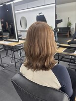 エミタス 柳通り(Emitas.) 和歌山市で叶う柔らかヘーゼルベージュ