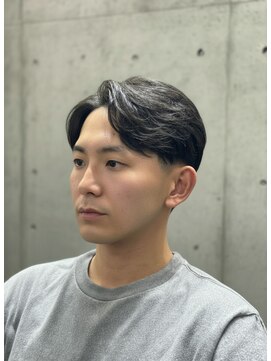 ヴェルゴ 沖浜店(vellgo) 黒髪ラウンドマッシュサイドパート波巻きパーマテーパー