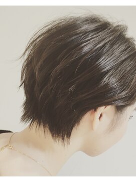 コピーヌ 高田馬場店(Copine) シャギシャギと動く束感スタイル×グレージュ