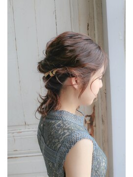 ホワイトルーム(White Room) リボンアレンジ♪