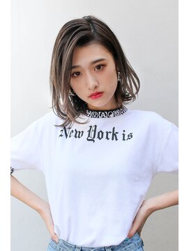 トルネード(TORNADO) 外国人風ウルフボブ ロブ ハイライトバレイヤージュ グレージュ