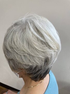 ティービーケー 鎌倉店(TBK) グラデーションショート