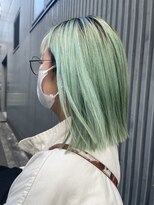 ボックスミコ(Box mico.)&nbsp;おしゃれミントグリーン★ロブヘアースタイル