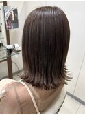 ダークグレージュ