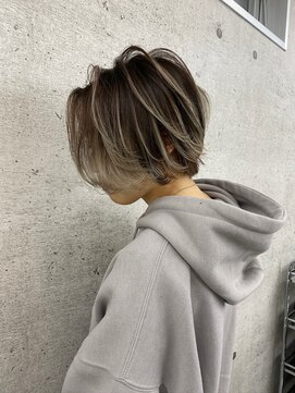 イキ 表参道(iki omotesando) モード/無造作ウェーブ/大人ガーリー[表参道駅]