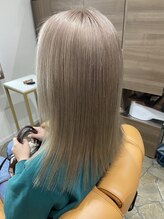 アフロディアンブランシュ(AphrodiaN branche) 20代30代40代　ホワイトグレージュ[グレージュカラー]
