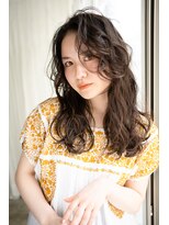 マグノリア オモテサンドウ(MAGNOLiA Omotesando)&nbsp;根元からのゆったりスパイラルパーマ・・・HINATA