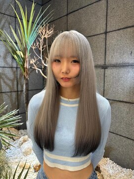 ゼスト フィーノ(ZEST fino) 黒染め履歴が可愛いグレーカラーに変身！