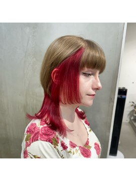 シーン(seen) ○ロングウルフカットウルフレイヤーカットインナーカラー○