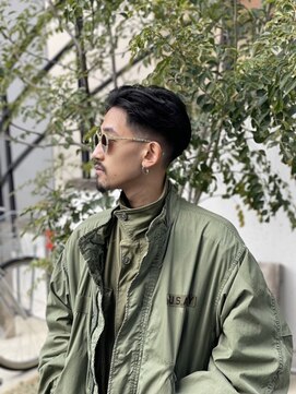 メリケンバーバーショップ フクオカ(MERICAN BARBERSHOP FUK) かきあげナチュラルフェードビジネス