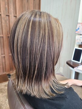 シャームヘアー(Sha-Mhair) ハイライト×カラー×切りっぱなしボブ