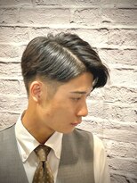 グレイスフルバーバー 赤坂見附店 自然に仕上げるナチュラルツーブロックパートスタイル