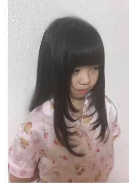 アールバディ 大東店(R Buddy) 【ハッシュカット】キッズカット♪顔まわりレイヤーカット
