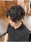 ハンサムショートレイヤーカットミルクティーベージュハイトーン