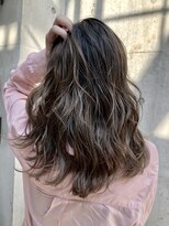 メリー(merry craftsman's factory)&nbsp;ハイライトでつくるくすみカラー