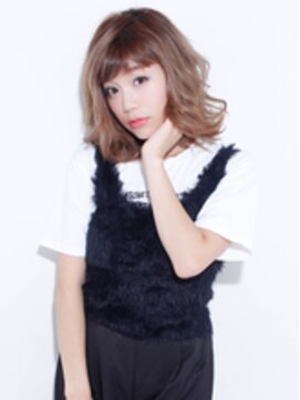 エルオーケー ラックスビー(L.O.K LUXBE) カジュアルミディパーマ