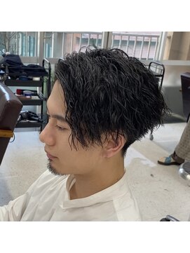 ニコフクオカヘアーメイク(NIKO Fukuoka Hair Make) 「NIKO」前下がりツイストスパイラルパーマ 福岡天神