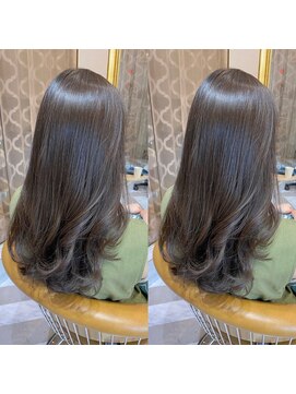 ロンドアベニール 北千住(Lond avenir) 韓国風レイヤー　オリーブグレージュ　西田大樹