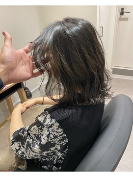 キュー(CEU) 暗染めボブ【善行/イルミナカラー/イルミナ/髪質改善/インナー】