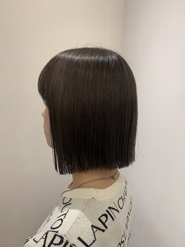 リリアーナ(LILIANA) ボブ　暗髪　池袋