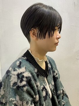 メイカ(MEIKA) 【 マッシュライン × 刈り上げショート 】浅野美紀