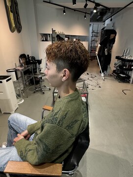 イズ(iss) [Mizuki指名限定]ブリーチパーマ