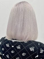 ロウル 渋谷(LOWRL)&nbsp;ホワイトカラー/ケアブリーチカラー