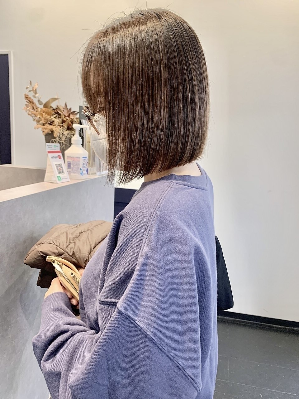 2025年春】黒髪 ショート ストレートの髪型・ヘアアレンジ｜人気