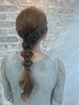 ルチア パリ(Luccica PARIS) 【Luccica PARIS sayumi】あみおろしお呼ばれアレンジ