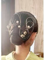 マルコ ヘア サロン(marco hair salon) タイトシニヨン