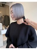 デザインカラー/切りっぱなしボブ/シルバーグレー/裾カラー