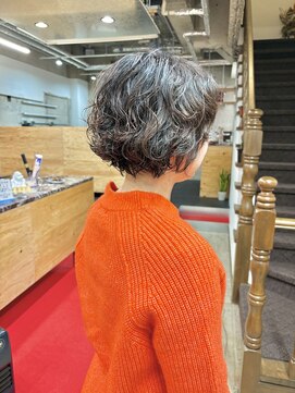 ビルド(build) ショートパーマ