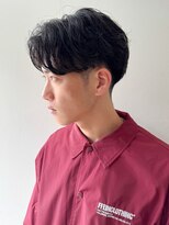メンズサロンオー 宮崎(Men's salon O.)&nbsp;ナチュラル センターパート ニュアンスパーマ 毛流れ 清潔感