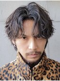 シャドウパーマセンターパートウルフカットルーズパーマッシュ