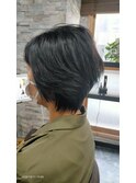 ノーパーマでも動きのあるふんわりショート