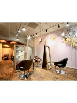 【上本町/谷町/鶴橋】こだわりの空間と癒されるメニューでワンランク上のサロンタイムを♪