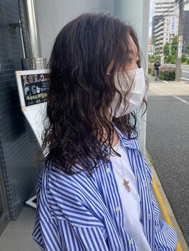 ララ(LALA) ヒッピーパーマはジェルでばちっとセット