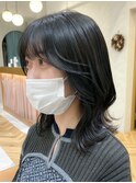 小顔効果！前髪とおくれ毛のくびれヘアで大人可愛い♪
