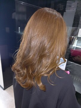 ウィクシー(wixy) 艶髪ブラウン系カラー/艶ベージュ/オッジィオットトリートメント