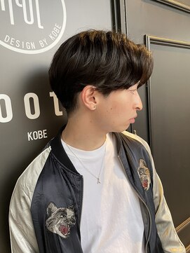 ルーツ(Roots) 今期も流行☆韓国風カルマパーマ◆