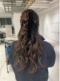 ハーフアップ × 編みおろし