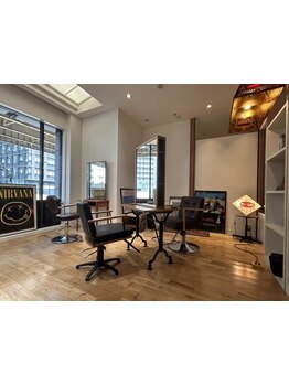 【梅田/茶屋町/中崎町】個室完備!≪LOUGH≫ならではの通いやすいアットホームな空間で、理想のスタイルに◇