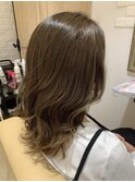 アッシュベージュ