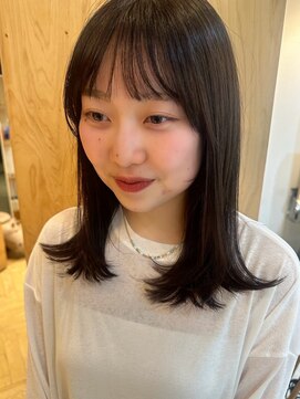 アンガーデン(Une GARDEN) レイヤーカット/ミディアムレイヤー/顔まわりカット
