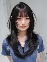 シオン(shion)&nbsp;グレージュロング暗めカラー韓国ヘア顔周りレイヤー_ba562401