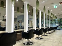 アースオーセンティック 立川店(EARTH Authentic)の雰囲気(オシャレな内装のお店です!あなたのご来店をお待ちしています★)