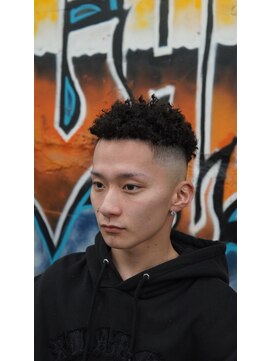 チルチェア 渋谷店(CHILL CHAIR) スパイキーアフロ