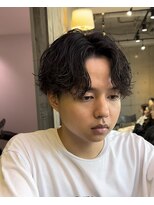 ロロネー 池田(Lolonois) センターパート波巻きパーマシャドウパーマ刈り上げ韓国ヘア