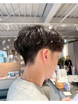 ホワイトストーン WHITE STONE 似合わせカットメンズパーマ×刈り上げマッシュ